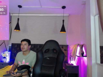 Danger-and-Allie webcam model stream image