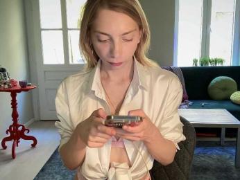 AnnaDarko webcam model stream image