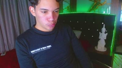 haku_nayro webcam model stream image