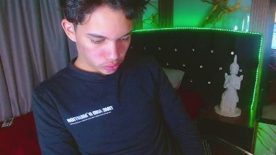 haku_nayro webcam model stream image