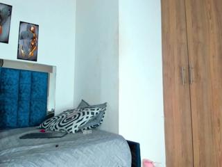 Agatha Smitth &amp; Thom Smith webcam model stream image