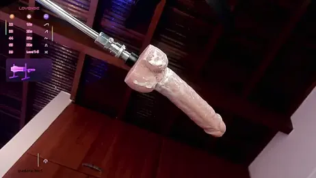 adara_le webcam model stream image