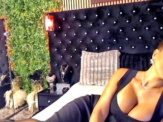Inanna Ishtar webcam flirt4free model stream image