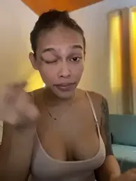 ClaryFrayx webcam stripchat model stream image