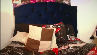 zoren33 webcam model stream image