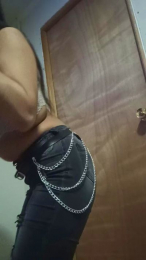 Kt4leya webcam model stream image