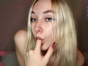 MisaMew webcam bongacams model stream image