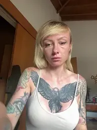 haileyhope_ webcam model stream image