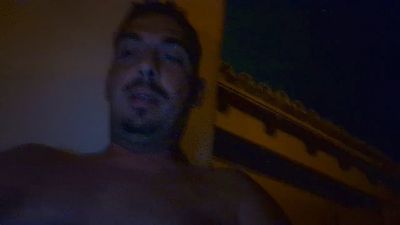 Luigis33 webcam model stream image