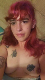 Velvetrayne webcam model stream image