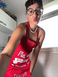 Lauyako_974 webcam model stream image