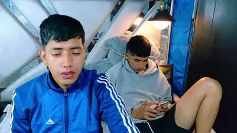 darwinandbrayann webcam model stream image