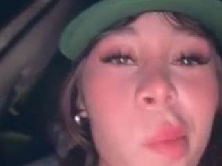 emily-mills1 webcam model stream image