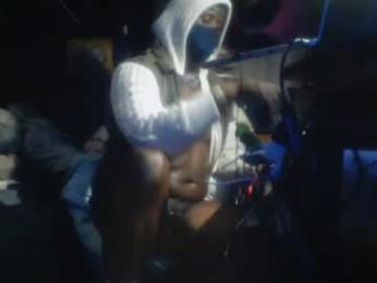 longloadedtx webcam model stream image