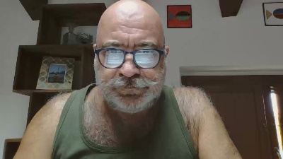 urkam4 webcam cam4 model stream image