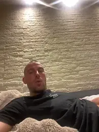 Rotteei1 webcam model stream image