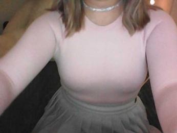 -Sweet-smile- webcam bongacams model stream image