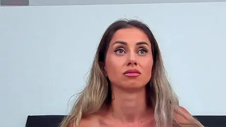 SelenaWest webcam model stream image