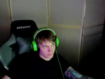 aron_neall webcam model stream image