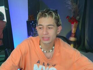 Mattias Dantee webcam model stream image