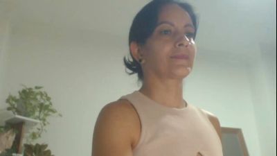 GOLDENBOOTY webcam model stream image