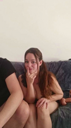 Clozzy_ webcam cam4 model stream image