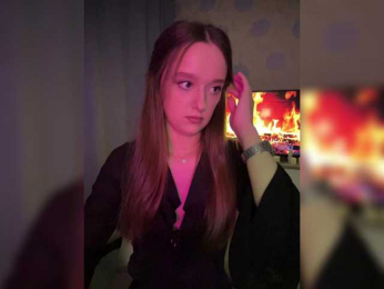 ymnichka webcam model stream image