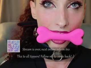 queenxofxtease webcam model stream image