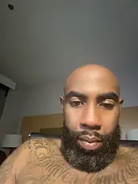 QHefner52 webcam model stream image