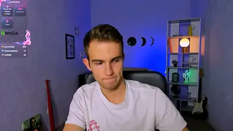 astren_villo webcam model stream image