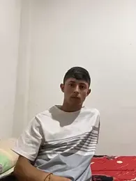 LatinloverX_ webcam model stream image