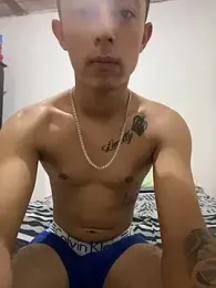 LatinloverX_ webcam model stream image