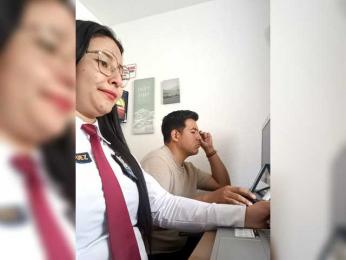 -Marce_05- webcam model stream image