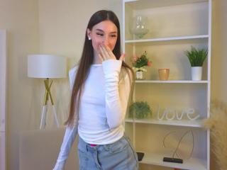 Lyn Cunard webcam model stream image