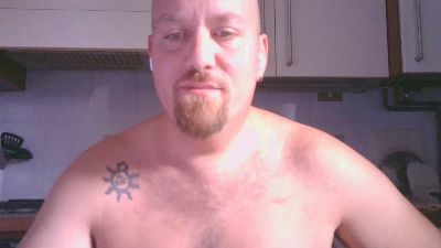 Sensee85 webcam model stream image