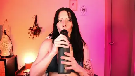 MelroseStrip webcam model stream image