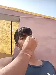 monster_33 webcam model stream image