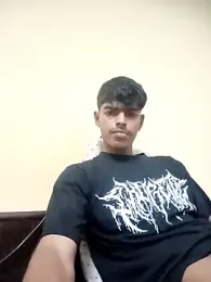 monster_33 webcam model stream image