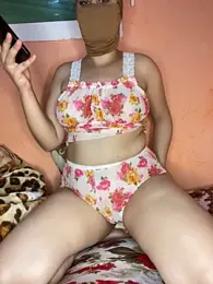 PommeBleue webcam model stream image