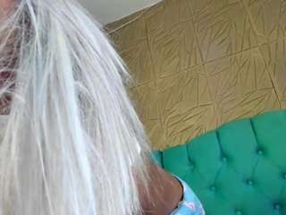 lunacolinns webcam camsoda model stream image