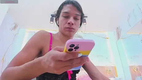 valirya_devote webcam model stream image