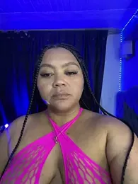 yanza2002 webcam stripchat model stream image