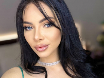 CaitlynEva webcam model stream image