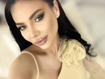 CaitlynEva webcam model stream image