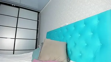 CrazyWomen webcam model stream image