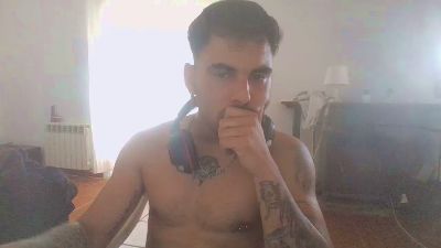 ErikTattoo webcam model stream image