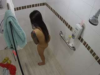 voyeurcam-jb-shower-10 webcam model stream image