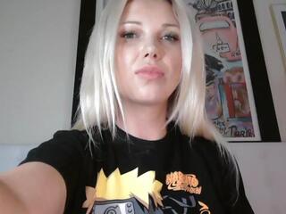 Sexy Mela webcam model stream image