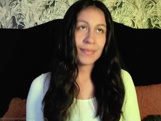 emmygomez webcam model stream image