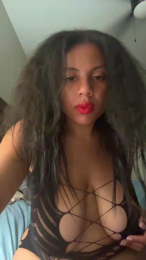 Gysellaa webcam cam4 model stream image